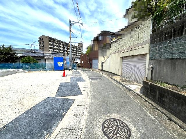 【その他】 | 福岡市西区拾六町3丁目　A号棟（全2棟）【仲介手数料無料・0円】 | 現地写真。前面道路です。