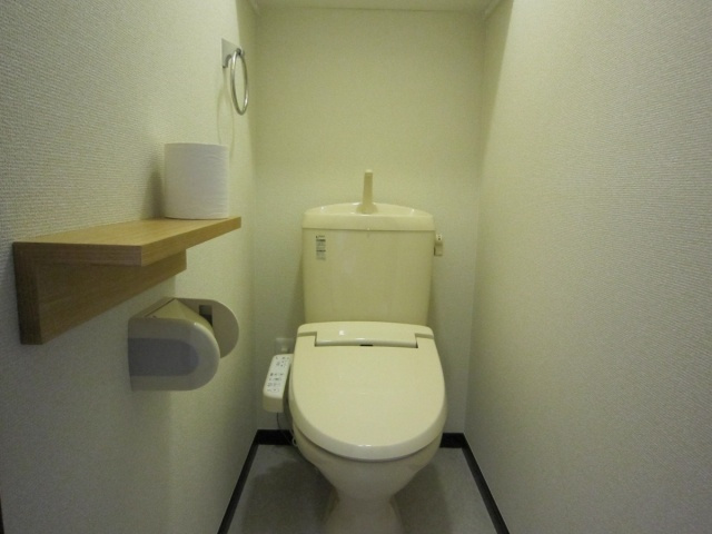 パインルージュ南貴崎のトイレ|ウォシュレット