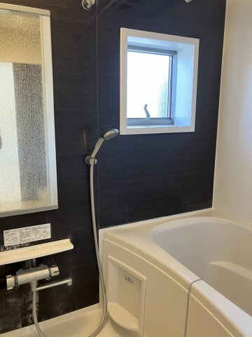 【浴室】 | リバージュ田園調布 | ※同物件の別部屋参考写真です