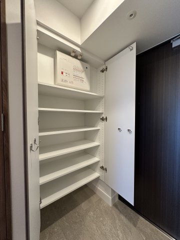 コンシェリア町屋の収納