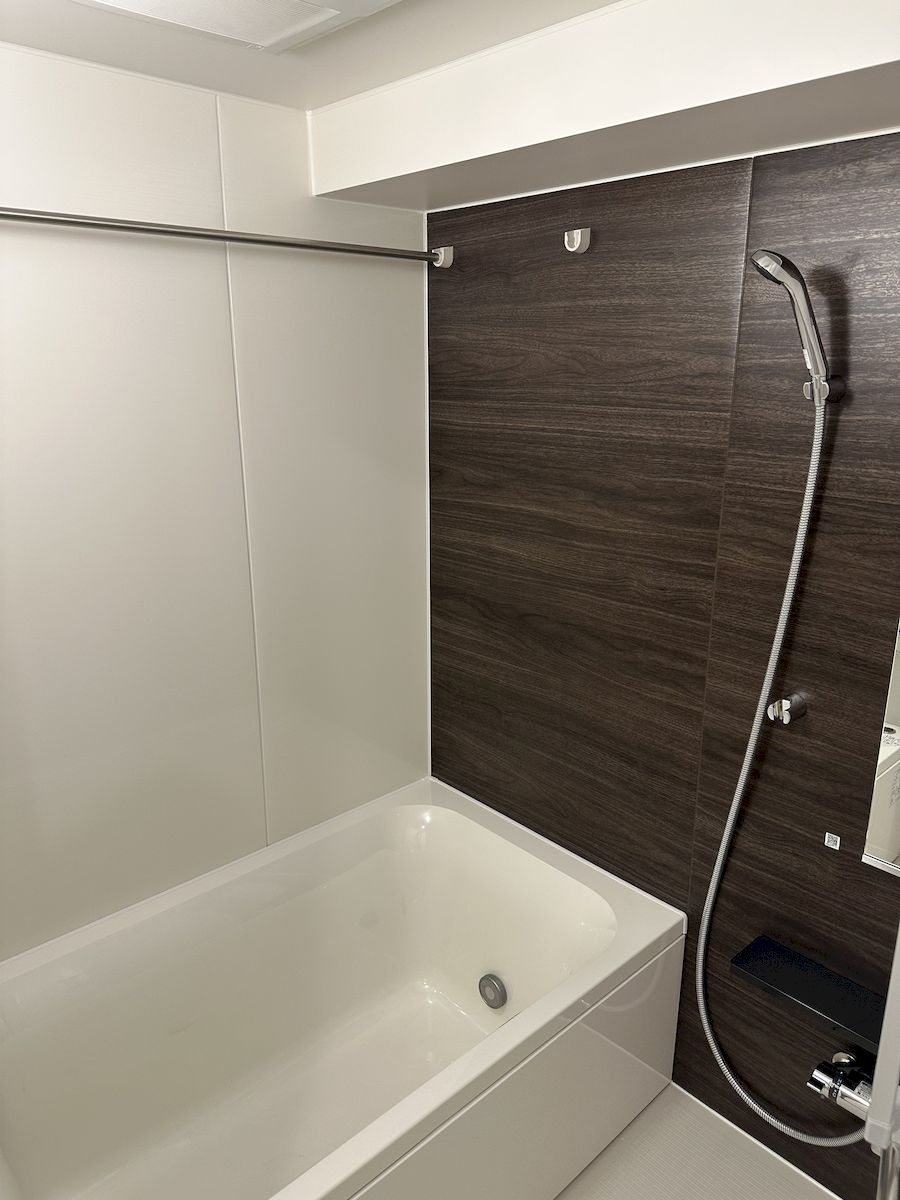 コンシェリア町屋の浴室