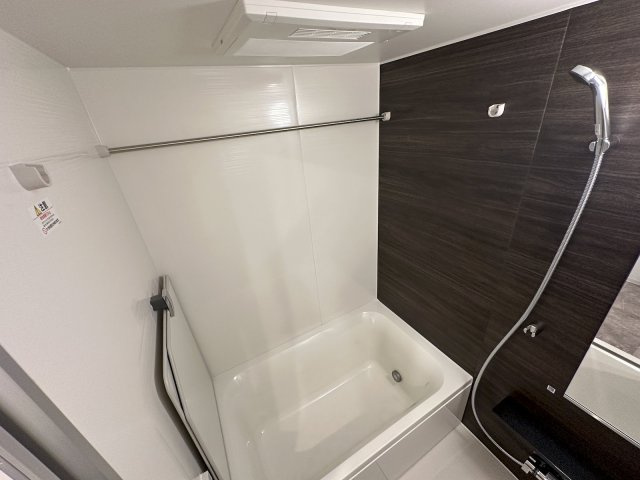 コンシェリア町屋の浴室