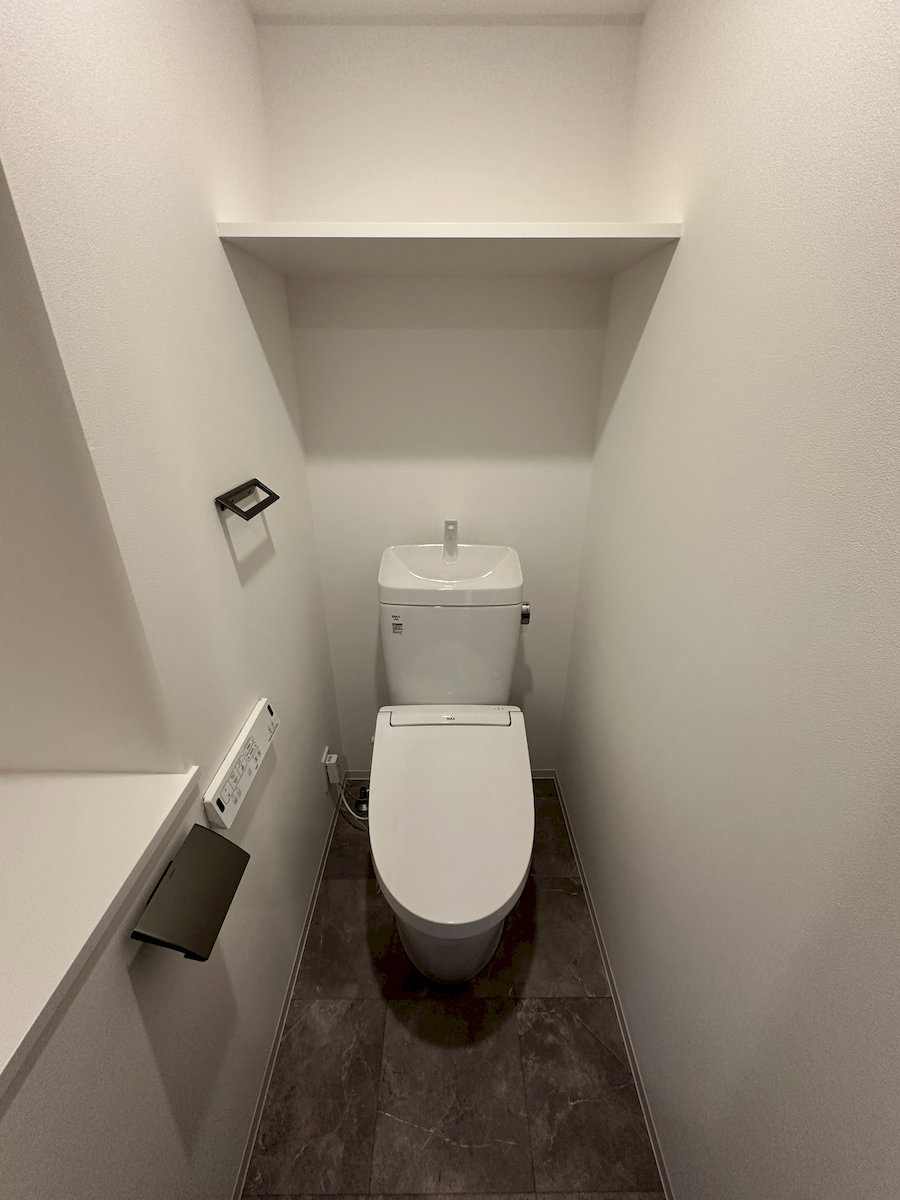 コンシェリア町屋のトイレ