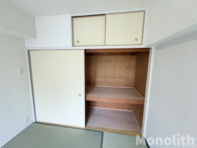 泉北鴨谷台３丁6号棟の収納