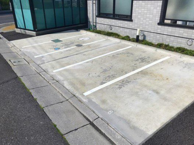 【駐車場】 | クレールⅤ | 車をお持ちの方に嬉しい駐車場付きの物件です