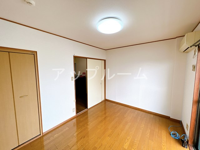 春日井市大留町２丁目のアパートの内装