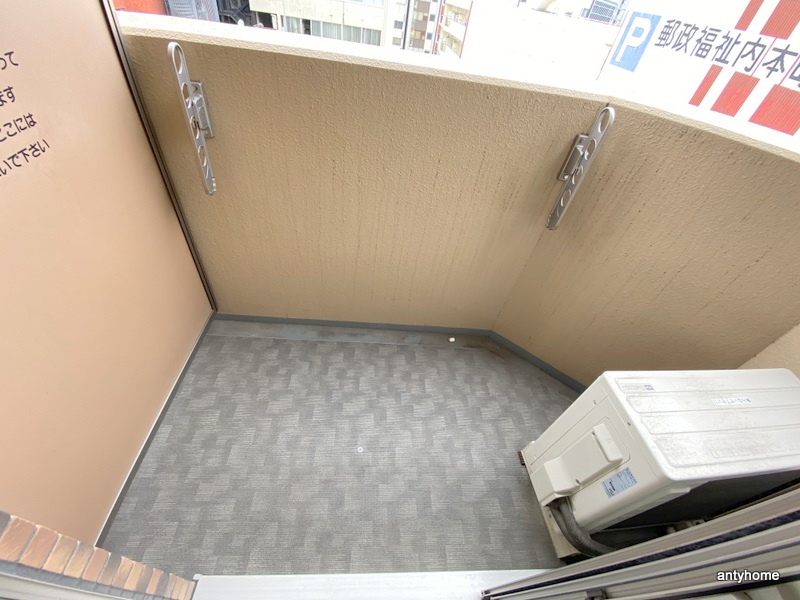 プレサンス堺筋本町フィリア　仲介手数料無料のバルコニー