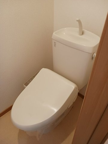 グラースアンジュⅡのトイレ|コンパクトで使いやすいトイレです