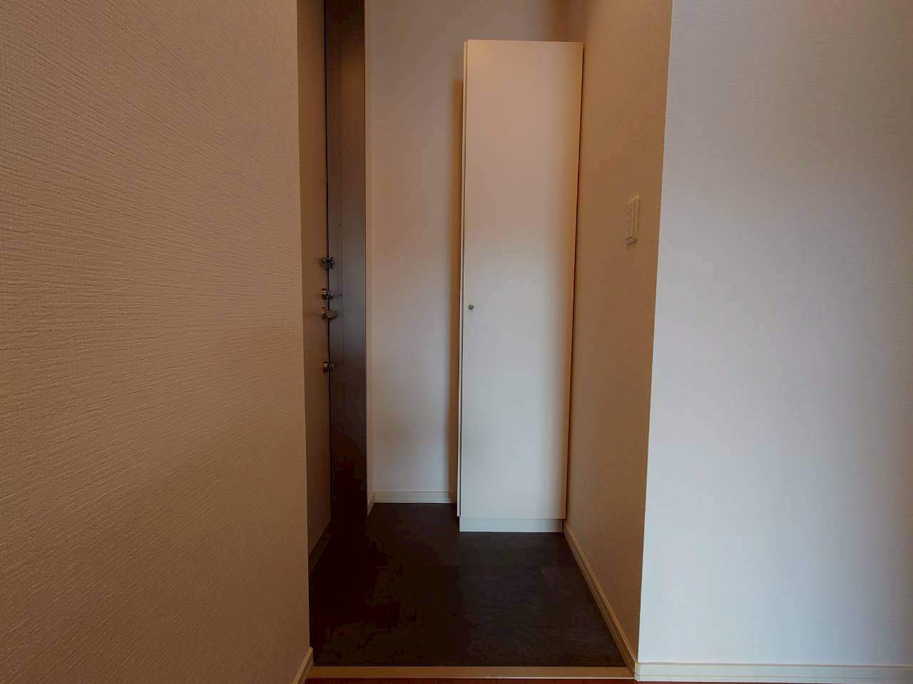 【玄関】