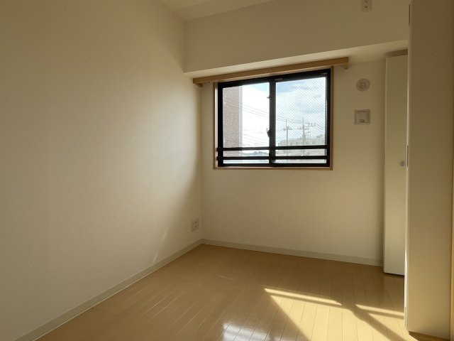 川崎市多摩区宿河原５丁目の賃貸マンションの寝室