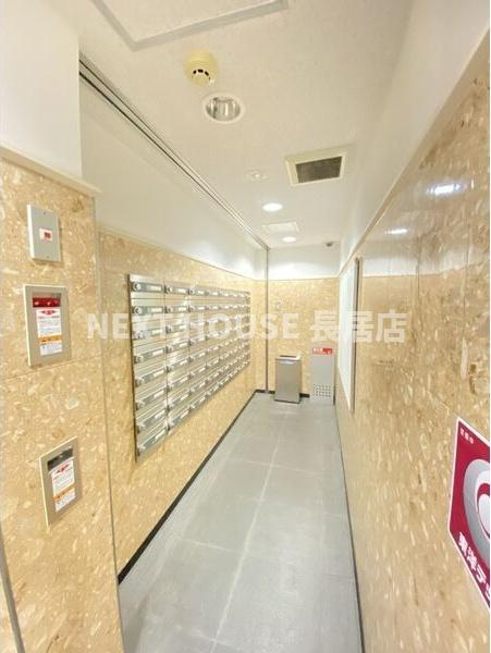 ディオレクレスト東心斎橋のエントランス