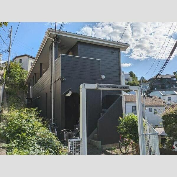 横浜市鶴見区馬場５丁目のアパートの外観