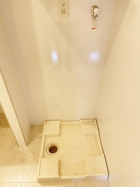 カナール田端の内装|室内洗濯機置き場です☆
