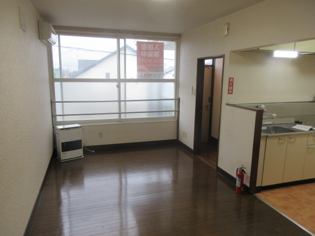 エスレイア西町の居間・リビング
