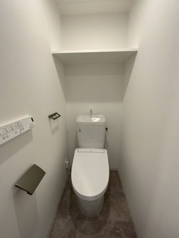 コンシェリア町屋のトイレ