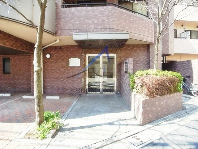 菱和パレス立教大学前・国際ハイムのエントランス|エントランスです。