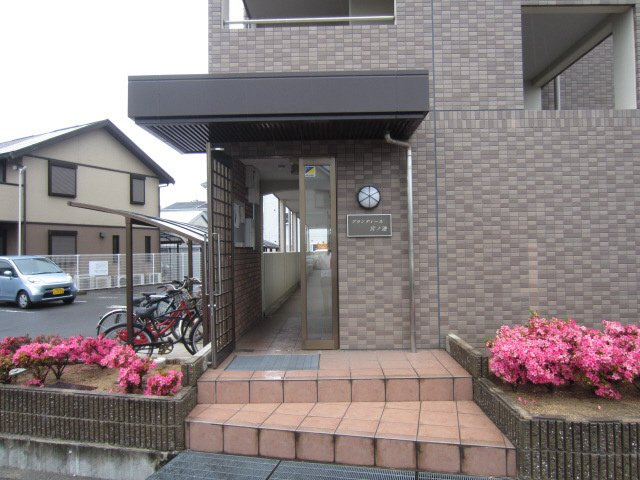 【エントランス】