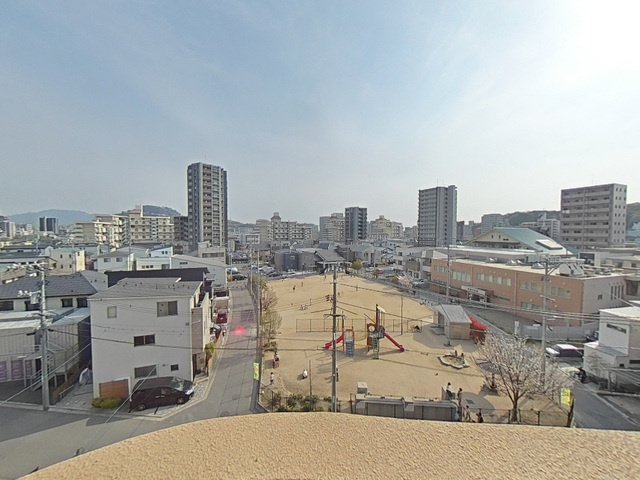 メゾン山城の展望