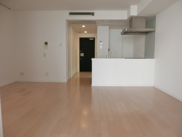 弊社は全物件が仲介手数料半月分でご紹介可能です。