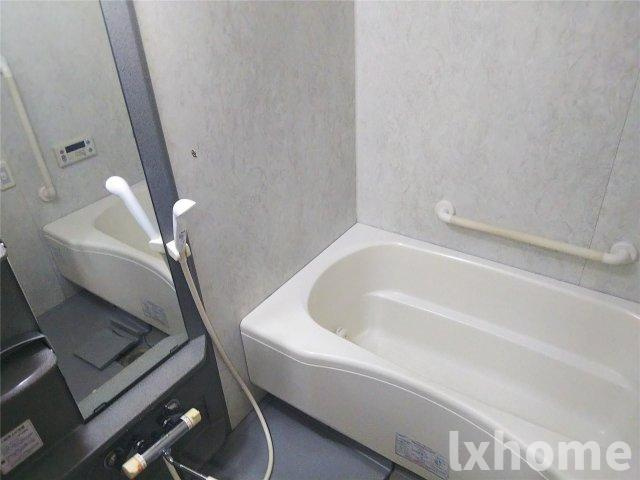 茨木中津町シティハウスの浴室|落ち着いた空間のお風呂です