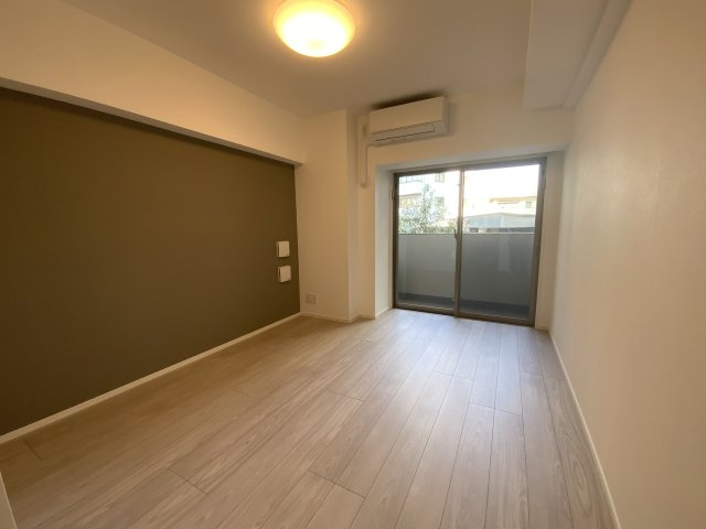 コンシェリア町屋の居間・リビング