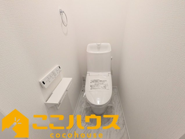 沖縄市登川　新築戸建て　全5棟　4号棟のトイレ|2階トイレ