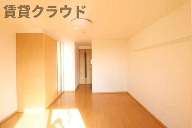 グランドソレイユの居間・リビング|広々9.4帖のお部屋です！