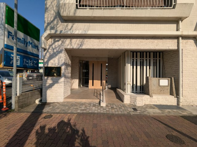 ライオンズマンション千種|名古屋市の賃貸ならMy賃貸のエントランス|ライオンズマンション千種