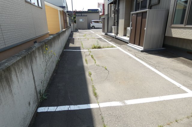 コーポ１９２Ⅰの駐車場