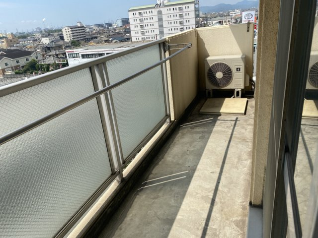 ファーストイン広畑のバルコニー