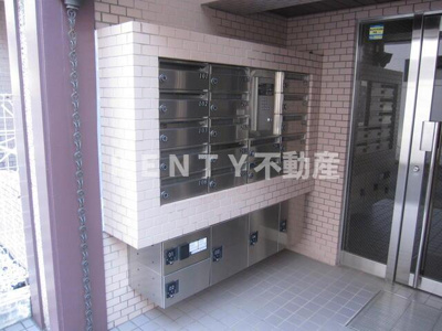 【ロビー】 | シンアイプラザ品川南 | 建物の内部です
