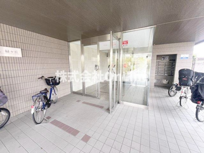 【エントランス】 | グランドゥール緑ヶ丘