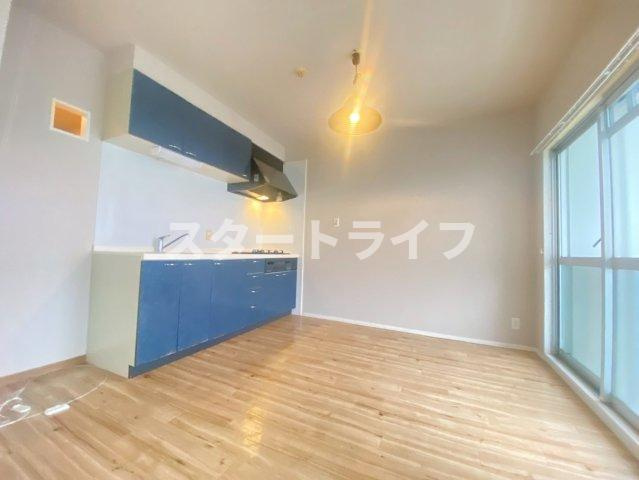 大阪市淀川区十八条３丁目の賃貸マンションの収納