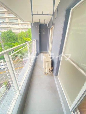 大阪市淀川区十八条３丁目の賃貸マンションのバルコニー