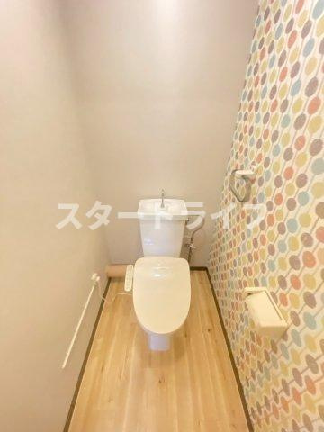 大阪市淀川区十八条３丁目の賃貸マンションのトイレ
