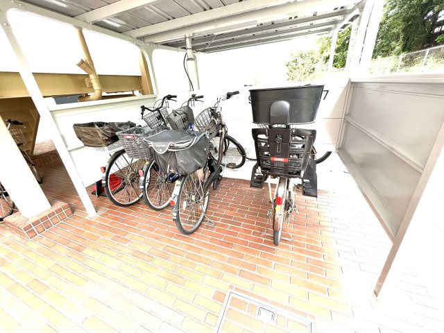レック亀戸グリーンマンションの駐輪場
