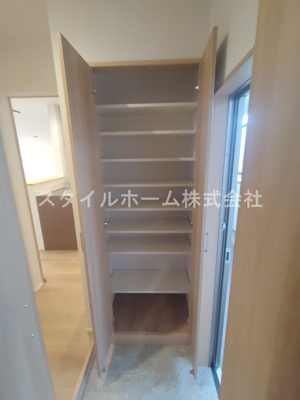 【玄関】 | グリーンハイツM | イメージ写真です。