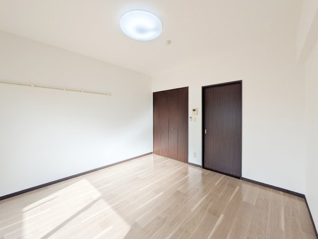 Ｉ’ｓ　ＳＱＵＡＲＥの洋室