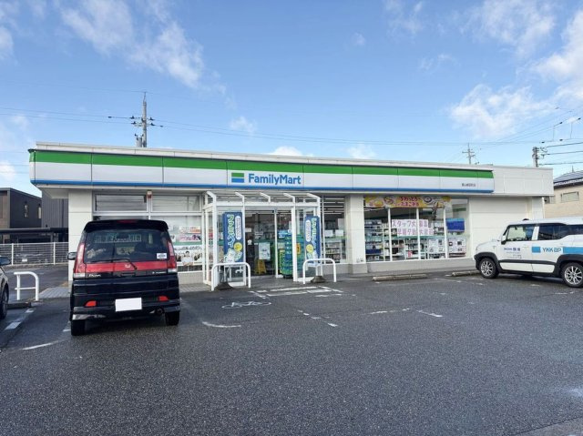 レオパレスハイツファーストの周辺
