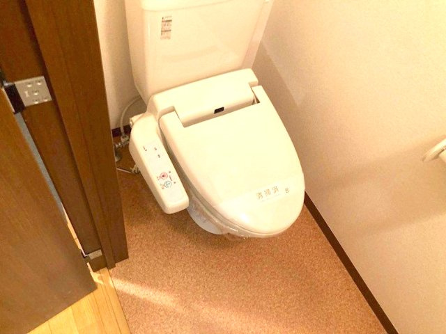 松戸市樋野口のアパートのトイレ