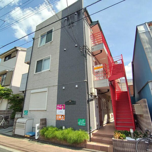 グランシャレー島根Ⅲの外観