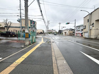 【前面道路含む現地写真】 | 高槻市塚原1丁目　中古テラスハウス