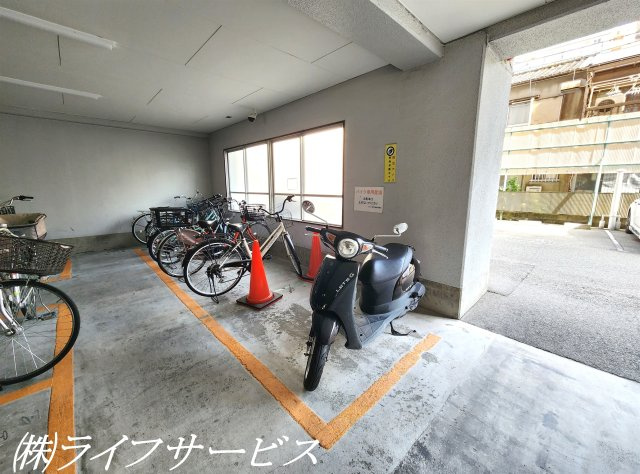 【駐輪場】 | シャトー新大阪 | 駐輪場
