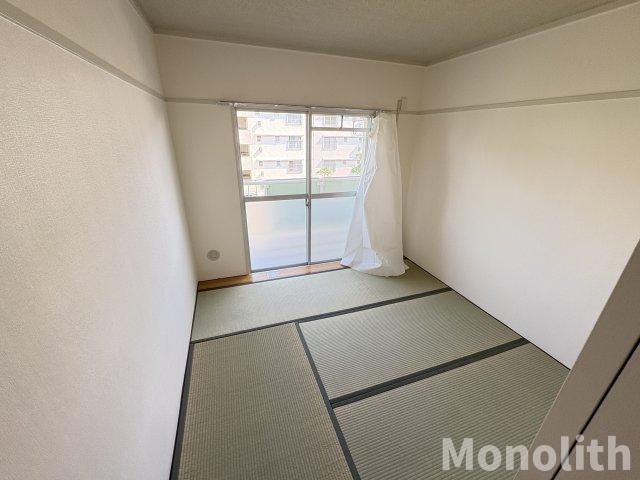 光明台26号棟の和室