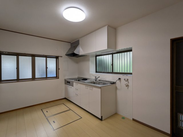 綱島西４丁目戸建ての居間・リビング