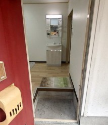 ヴィラ霞の玄関