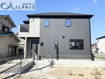 【外観】 | 明石市上ノ丸一丁目　新築戸建 | ■徒歩10分圏内に小・中学校があり♪
■商業施設が充実しており生活便利♪