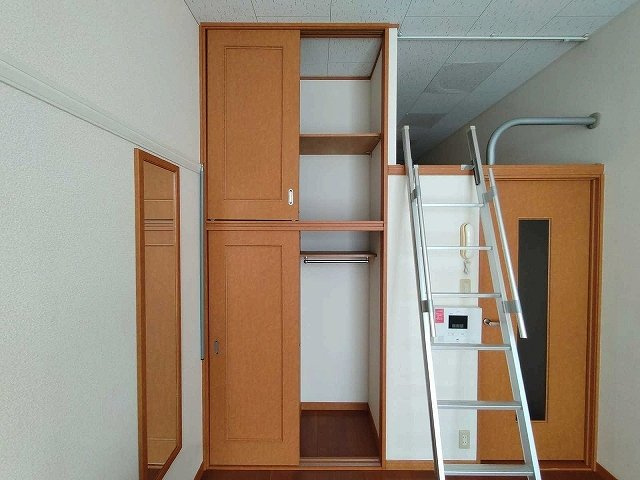 レオパレスリヴェールの内装