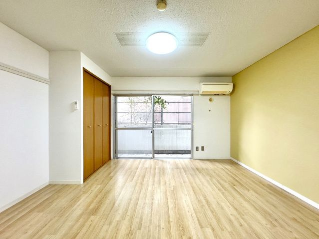 【居間・リビング】 | 宮脇第８マンション
