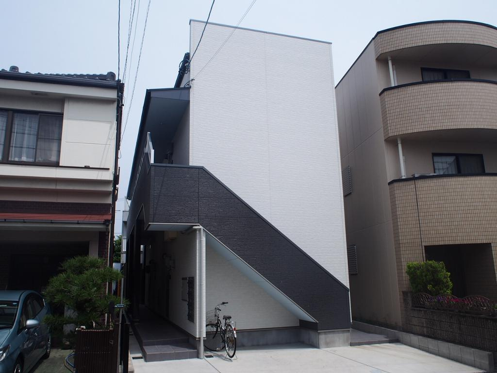 レヴレジール
